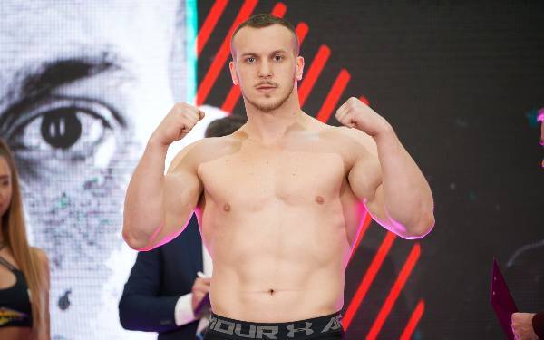 Oficjalna Ceremonia Ważenia zadowdników Knockout Boxing Night 27 - 22
