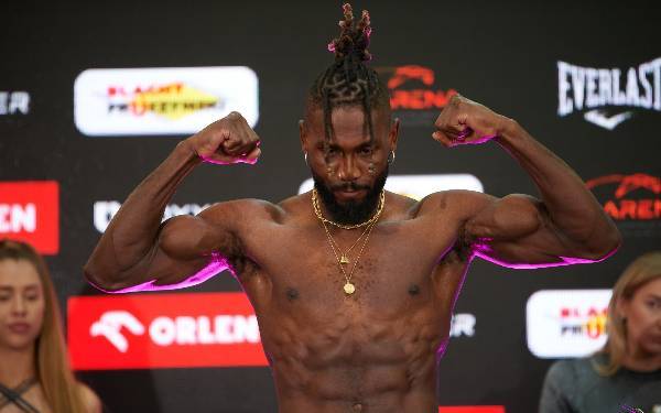 Oficjalna Ceremonia Ważenia zadowdników Knockout Boxing Night 27 - 36