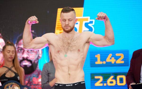 Oficjalna Ceremonia Ważenia zadowdników Knockout Boxing Night 27 - 37
