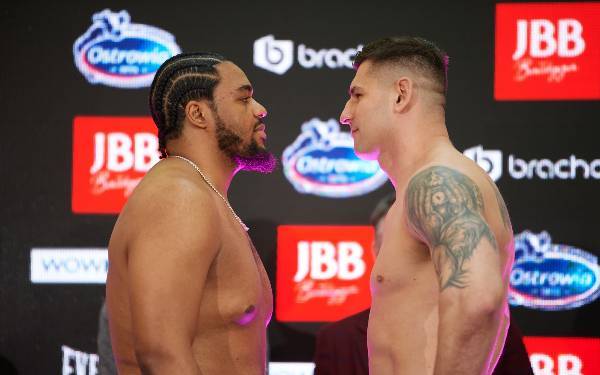 Oficjalna Ceremonia Ważenia zadowdników Knockout Boxing Night 27 - 50