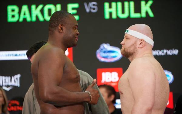 Oficjalna Ceremonia Ważenia zadowdników Knockout Boxing Night 27 - 70