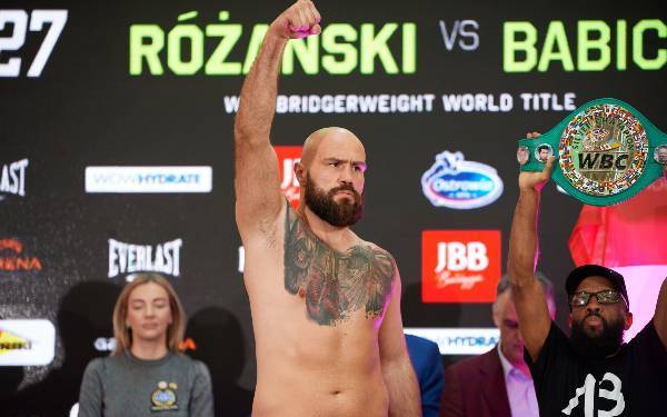 Oficjalna Ceremonia Ważenia zadowdników Knockout Boxing Night 27 - 80