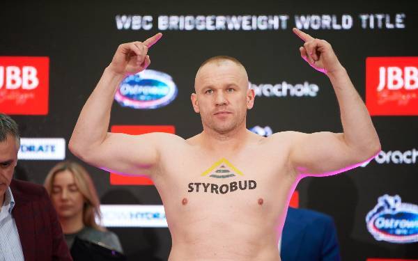 Oficjalna Ceremonia Ważenia zadowdników Knockout Boxing Night 27 - 86