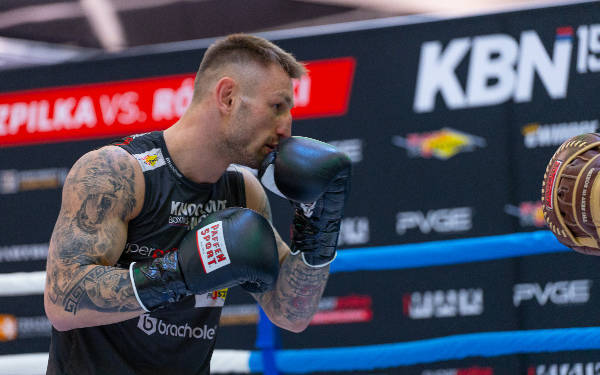 Trening medialny zawodników gali Knockout Boxing Night 15  - 80